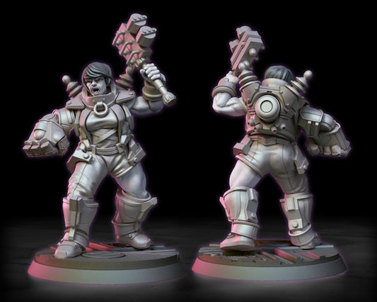 Female Tech Ogre by Gaz Miniatures