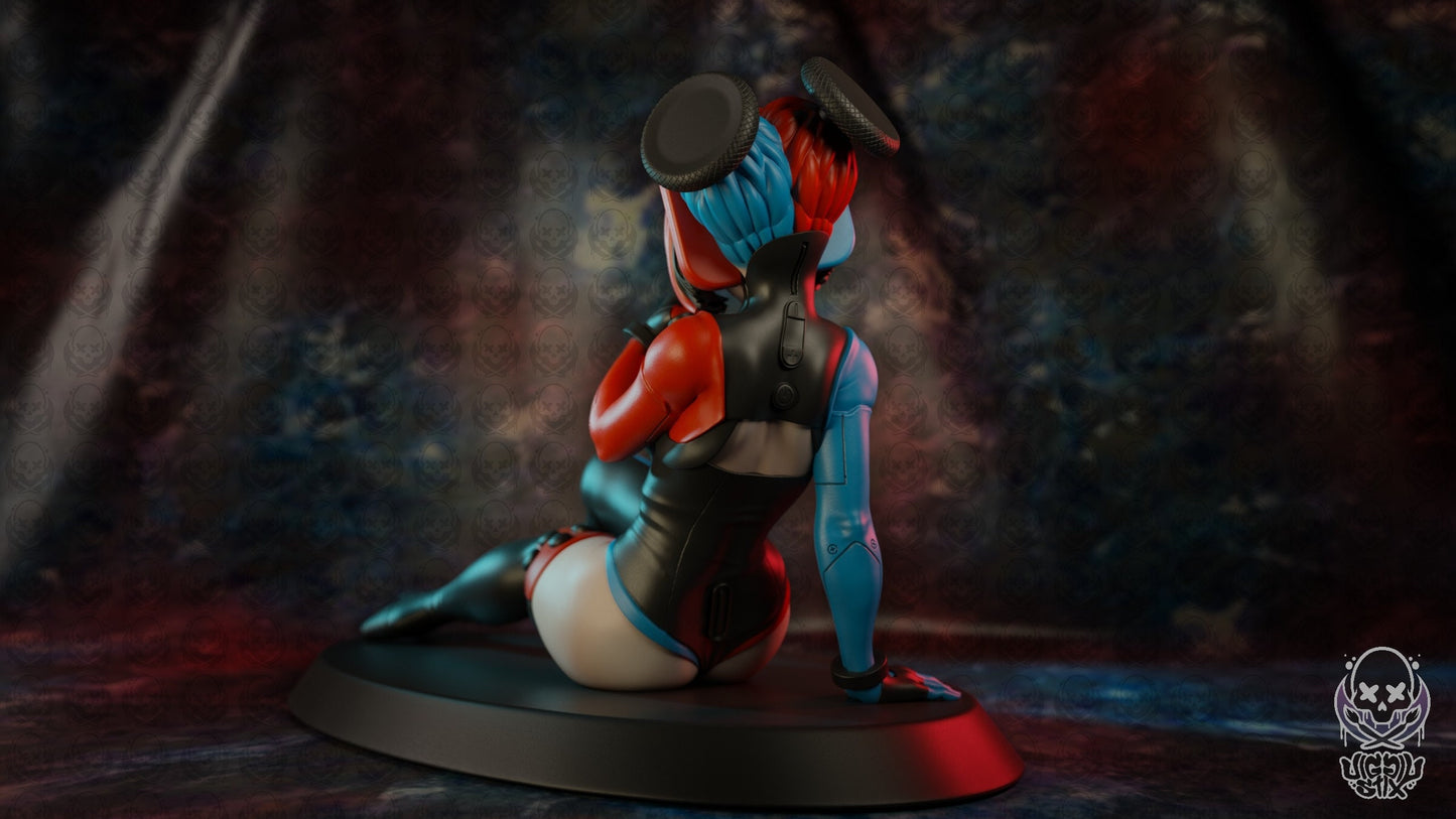 Switch Girl Stature Model Kit by Jiggystix Pin Up Factory