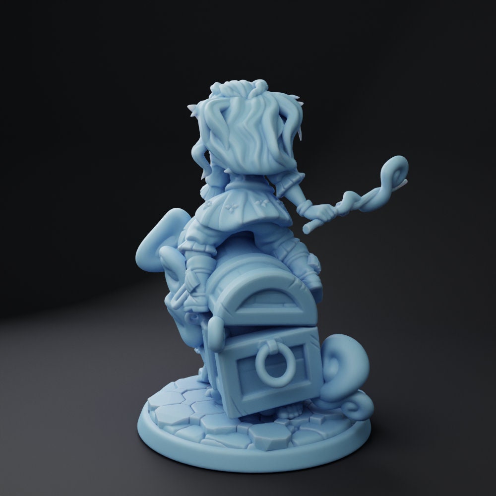 Quart Goblin Gnome Wizard by Twin Goddess Miniatures