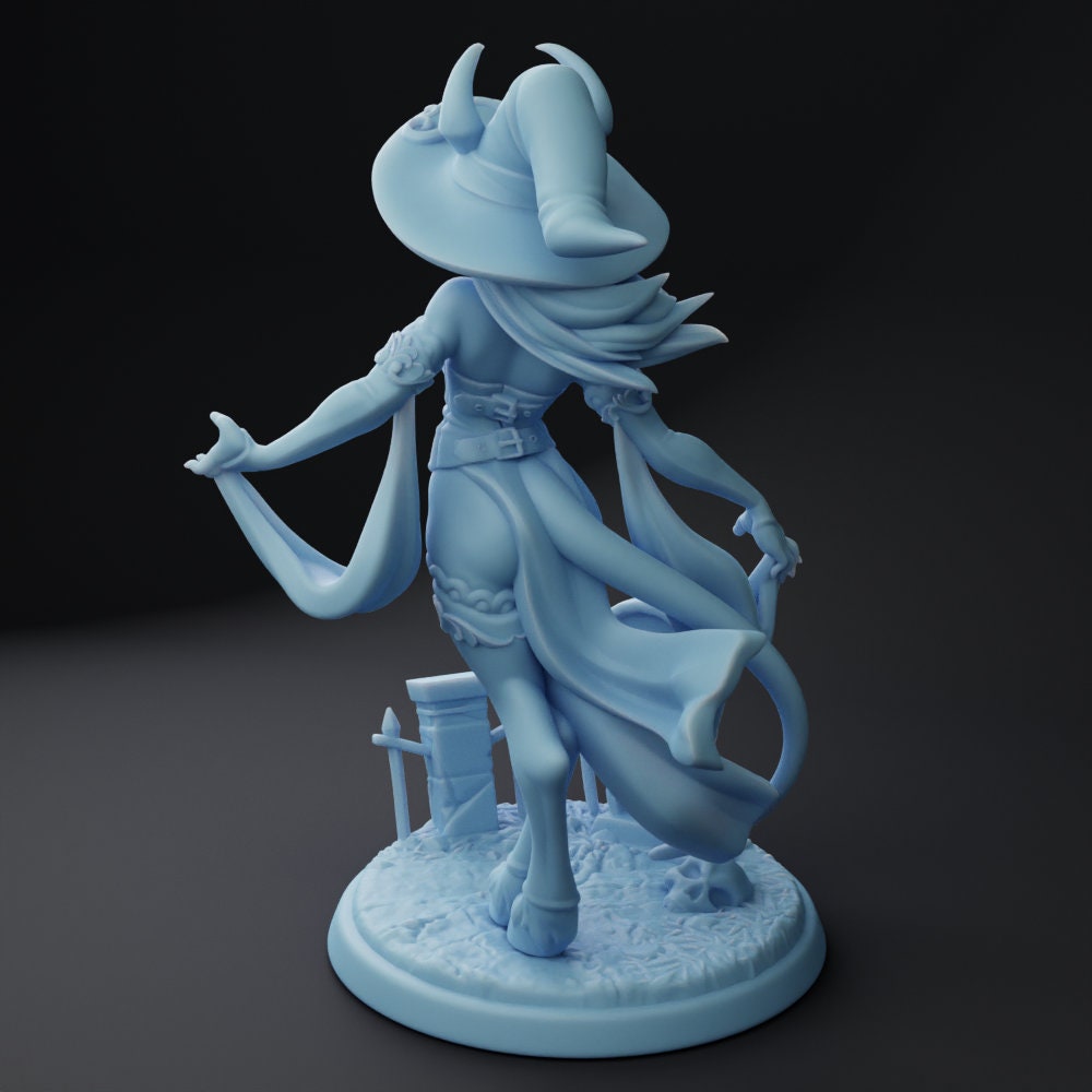 Dreanei Witch by Twin Goddess Miniatures