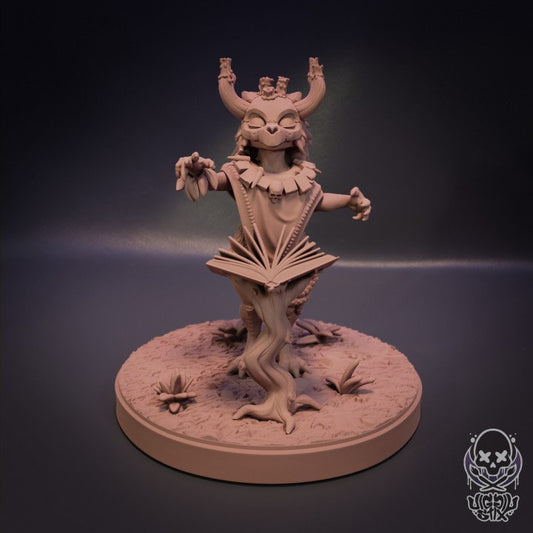 Moon Forest Witch Kobold by Jigglystix Pin Up Factory Miniatures