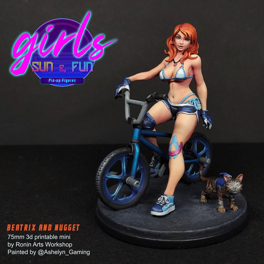 Beatrix and Nugget from "Girls, Sun and Fun" by Ronin Arts Workshop Miniatures